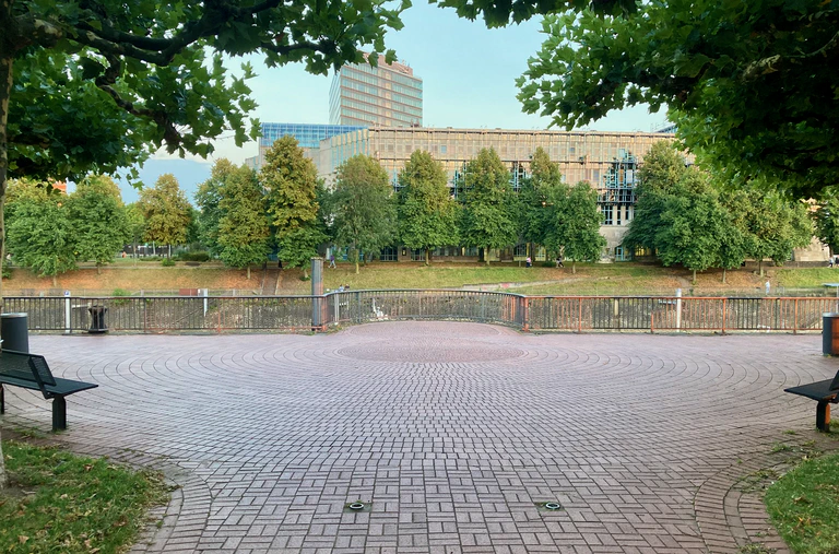 Parlamentsufer Düsseldorf